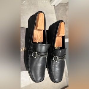 Ferragamo black leather sneakers. Great condition. Wore less then 15 times.